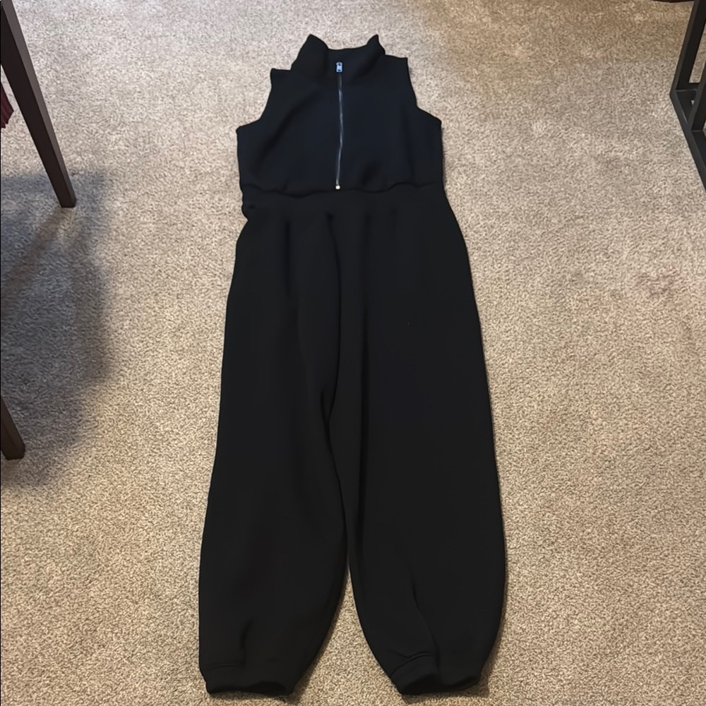 Abercrombie YPB Black Sleeveless Jumpsuit with Zipper
